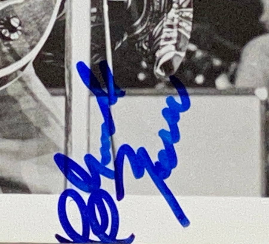 CHUCK BERRY Autograph Signed Photo 10 x 8 JSA Authentication