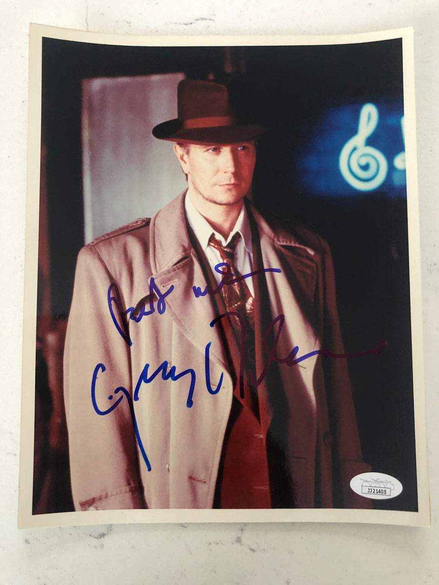 GARY OLDMAN Autograph Signed 8