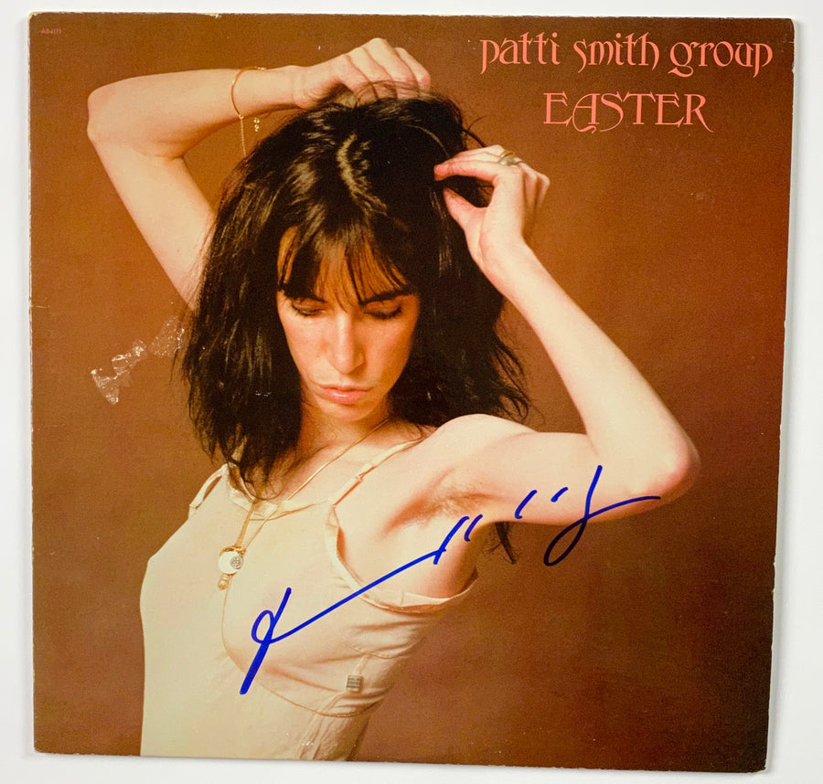 PATTI SMITH Autograph Signed 